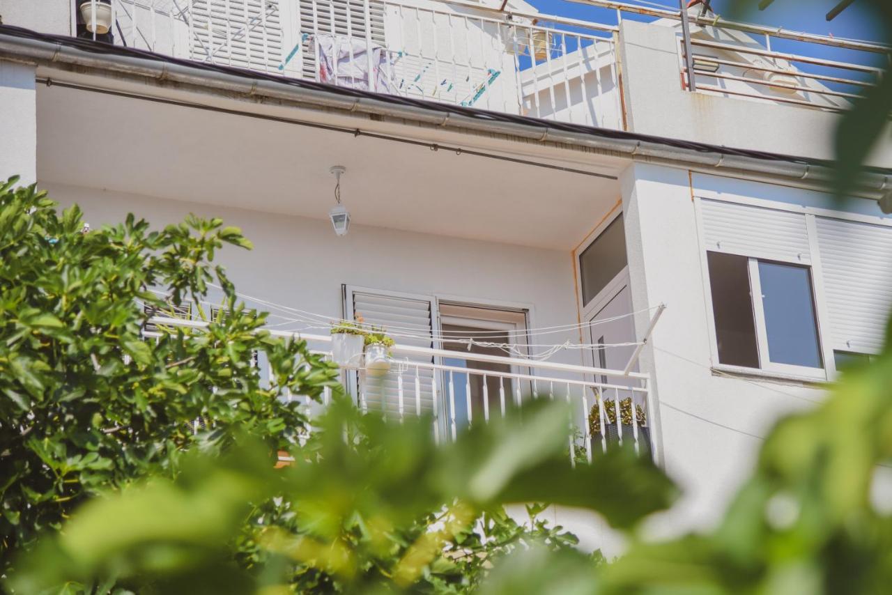 Apartments Marcus & Pascal 希贝尼克 外观 照片